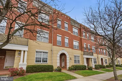 43605 Mcdowell Sq, Leesburg, VA 20176