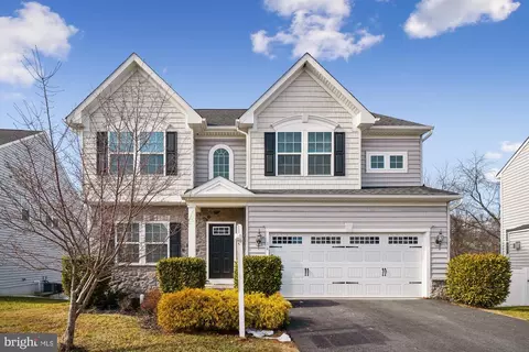 16 Bavarian Way, Lovettsville, VA 20180