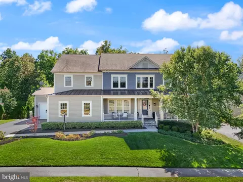 Exterior - 41865 Paddock Gate Pl, Ashburn, VA 20148 photo 2 of 21