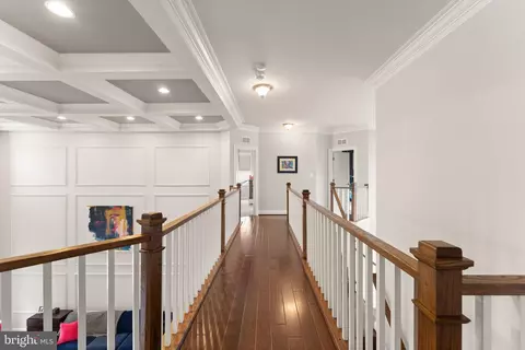 Entry Way - 41865 Paddock Gate Pl, Ashburn, VA 20148 photo 10 of 17