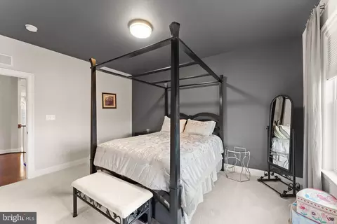 Bedroom - 41865 Paddock Gate Pl, Ashburn, VA 20148 photo 5 of 10