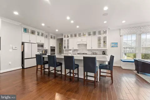 Kitchen - 41865 Paddock Gate Pl, Ashburn, VA 20148 photo 2 of 6