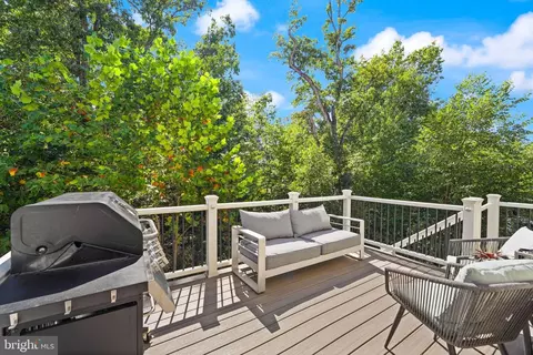 Exterior - 41865 Paddock Gate Pl, Ashburn, VA 20148 photo 19 of 21