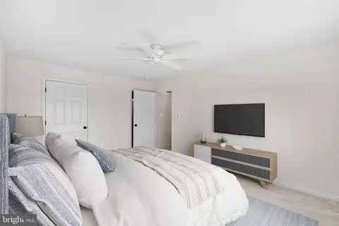 Bedroom - 43374 Greyswallow Ter, Ashburn, VA 20147 photo 4 of 5