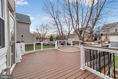 Exterior - 23106 Bronstein Ln, Brambleton, VA 20148 photo 2 of 5