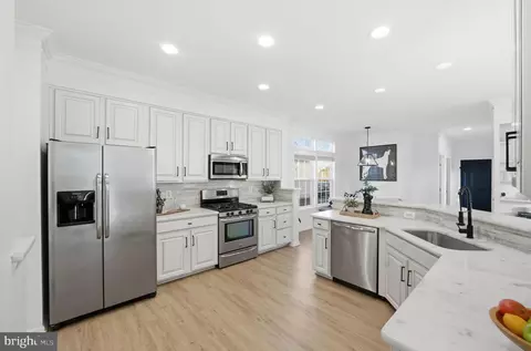 43038 Tippman Pl, Chantilly, VA 20152 photo 12
