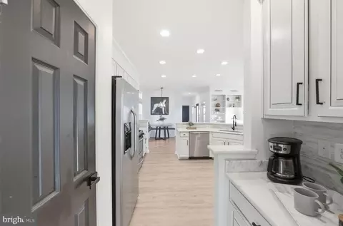 43038 Tippman Pl, Chantilly, VA 20152 photo 10