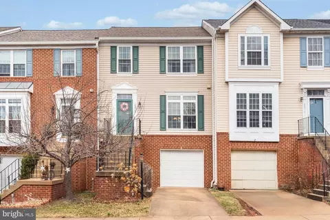 20908 Butterwood Falls Ter, Sterling, VA 20165