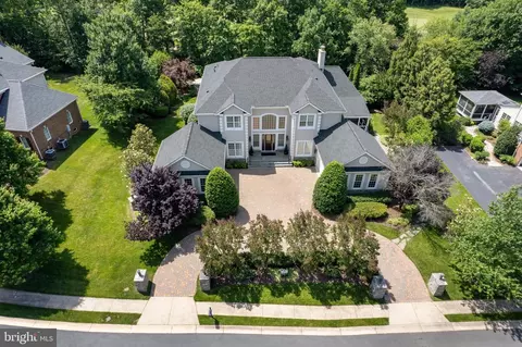 43589 Edison Club Ct, Ashburn, VA 20147