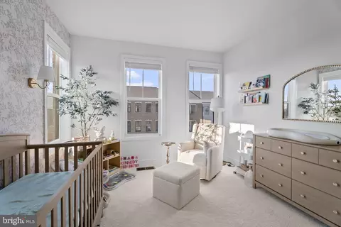 Bedroom - 42662 Darala Dr, Ashburn, VA 20147 photo 2 of 5
