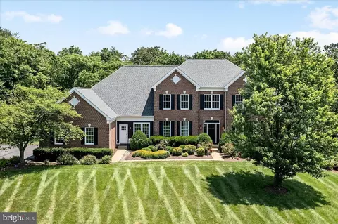 18132 Shenstone Ct, Leesburg, VA 20175