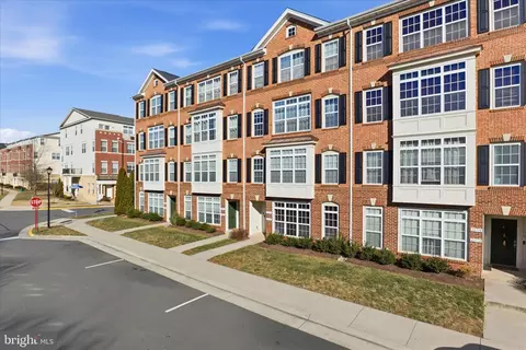 22768 Ferncrest Ter, Brambleton, VA 20148 photo 3