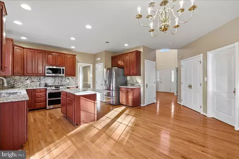 Other - 25413 Bradshaw Dr, Chantilly, VA 20152 photo 7 of 19