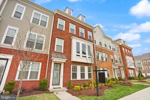 19298 Forked Creek Ter, Leesburg, VA 20175