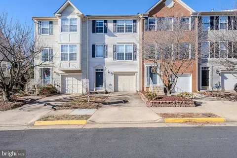 Exterior - 44179 Tippecanoe Ter, Ashburn, VA 20147 photo 1 of 8