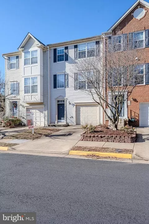 Exterior - 44179 Tippecanoe Ter, Ashburn, VA 20147 photo 3 of 8