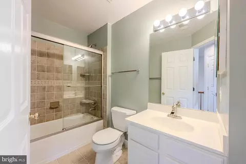 Bath - 44179 Tippecanoe Ter, Ashburn, VA 20147 photo 3 of 3