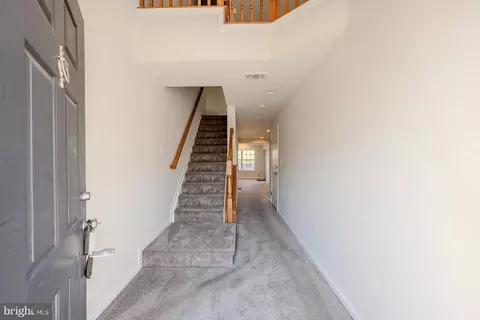 Entry Way - 44179 Tippecanoe Ter, Ashburn, VA 20147 photo 1 of 4