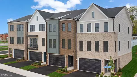 Other - 44510 Lowestoft Sq, Ashburn, VA 20147 photo 7 of 8