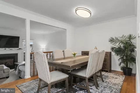 Dining - 43484 Blacksmith Sq, Ashburn, VA 20147 photo 1 of 1