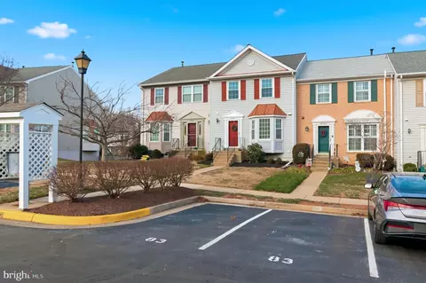 Exterior - 43484 Blacksmith Sq, Ashburn, VA 20147 photo 7 of 17