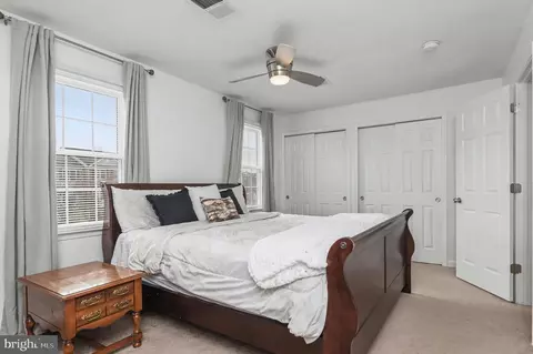 Bedroom - 43484 Blacksmith Sq, Ashburn, VA 20147 photo 3 of 5