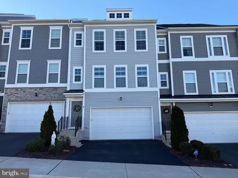 42409 Arcola Vista Ter, Sterling, VA 20166