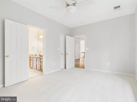 Bedroom - 22455 Pine Ridge Ct, Ashburn, VA 20148 photo 6 of 7