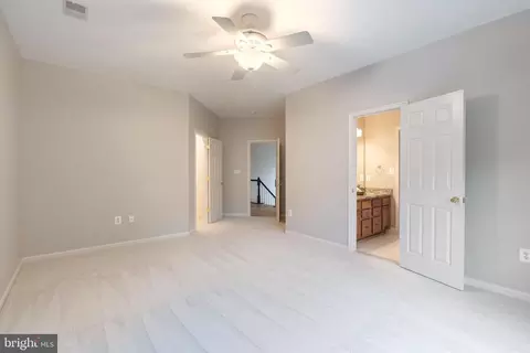 Bedroom - 22455 Pine Ridge Ct, Ashburn, VA 20148 photo 5 of 7