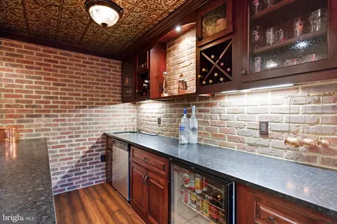 Kitchen - 22455 Pine Ridge Ct, Ashburn, VA 20148 photo 6 of 6