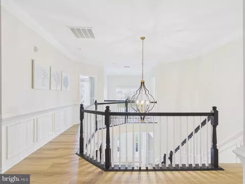 Entry Way - 22455 Pine Ridge Ct, Ashburn, VA 20148 photo 8 of 9