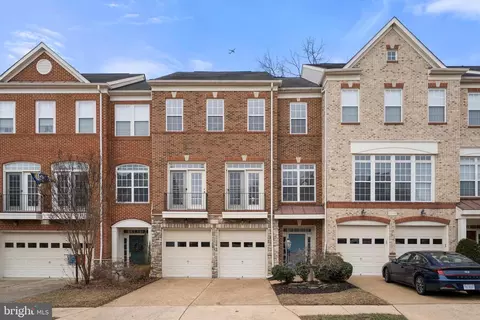 21945 Windy Oaks Sq, Broadlands, VA 20148 photo 2