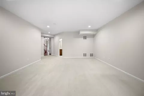 21945 Windy Oaks Sq, Broadlands, VA 20148 photo 34