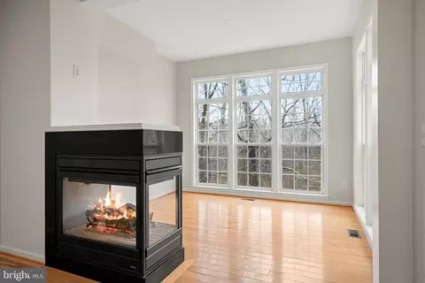 21945 Windy Oaks Sq, Broadlands, VA 20148 photo 13