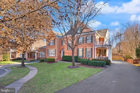 19126 Stream Crossing Ct, Leesburg, VA 20176