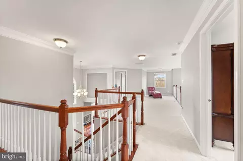 Entry Way - 43387 La Belle Pl, Ashburn, VA 20147 photo 5 of 9