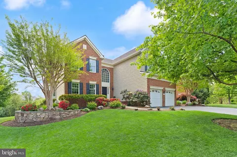 43387 La Belle Pl, Ashburn, VA 20147