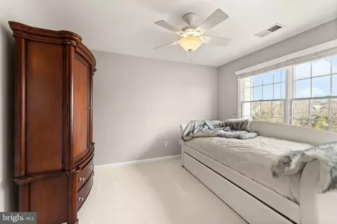 Bedroom - 43387 La Belle Pl, Ashburn, VA 20147 photo 9 of 12