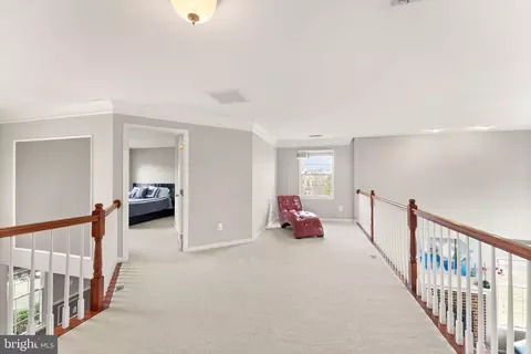 Entry Way - 43387 La Belle Pl, Ashburn, VA 20147 photo 7 of 9
