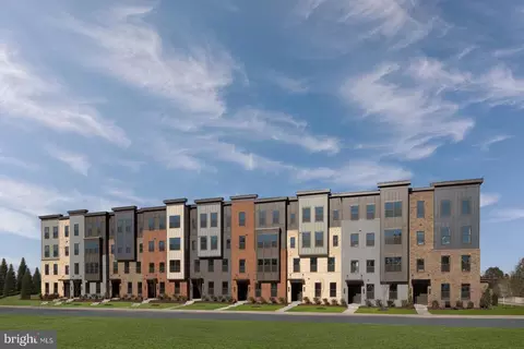 21863 Express Ter #LOT 1052, Ashburn, VA 20147