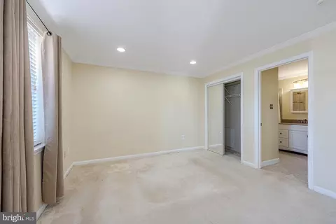 Bedroom - 20602 Cornstalk Ter #101, Ashburn, VA 20147 photo 3 of 3