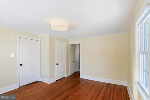 Bedroom - 391 E Colonial Hwy, Hamilton, VA 20158 photo 2 of 4