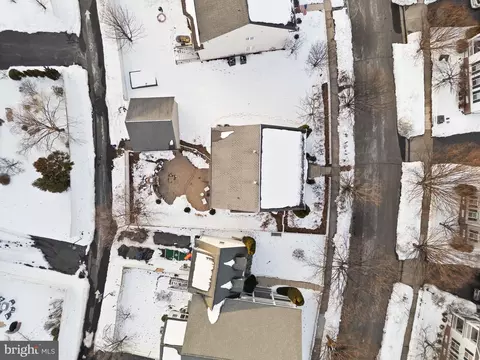View/Area - 20413 Peckham St, Ashburn, VA 20147 photo 4 of 4