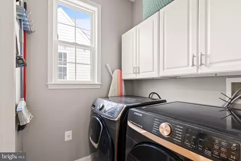 Other - 20413 Peckham St, Ashburn, VA 20147 photo 8 of 23