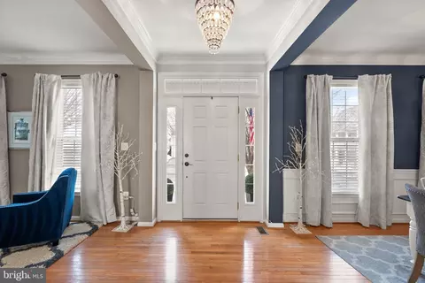 Entry Way - 20413 Peckham St, Ashburn, VA 20147 photo 2 of 7