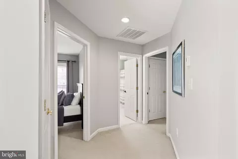 Entry Way - 20413 Peckham St, Ashburn, VA 20147 photo 5 of 7