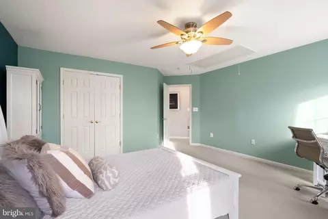 Bedroom - 20413 Peckham St, Ashburn, VA 20147 photo 3 of 7