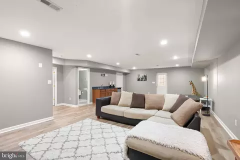 Other - 20413 Peckham St, Ashburn, VA 20147 photo 14 of 23