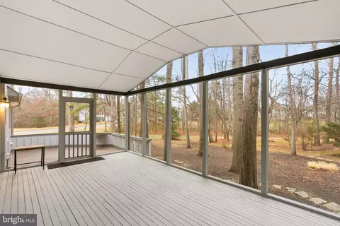 5 Wiltshire Ct E, Sterling, VA 20165 photo 36