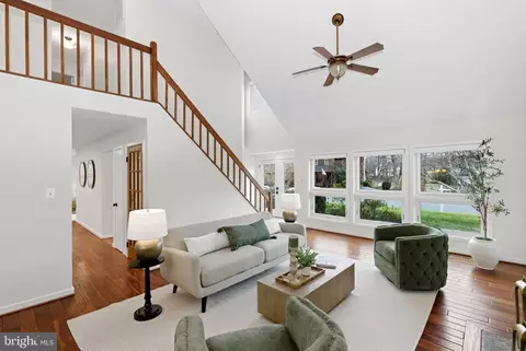 5 Wiltshire Ct E, Sterling, VA 20165 photo 10